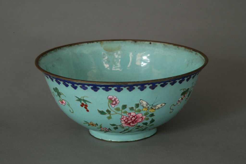 图片[1]-Enamel flower-and-fruit bowl-China Archive